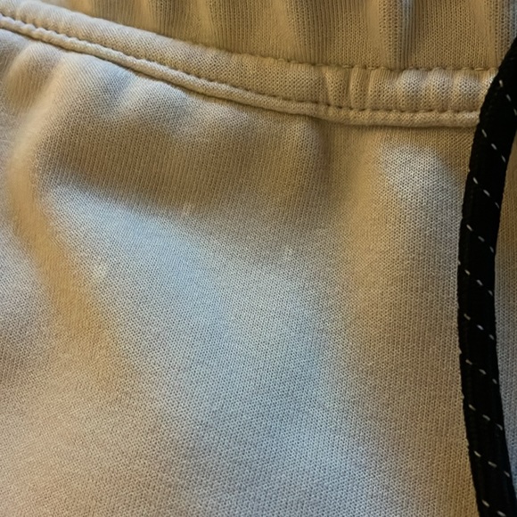 Nike Tech Pants Medium - Picture 3 of 11
